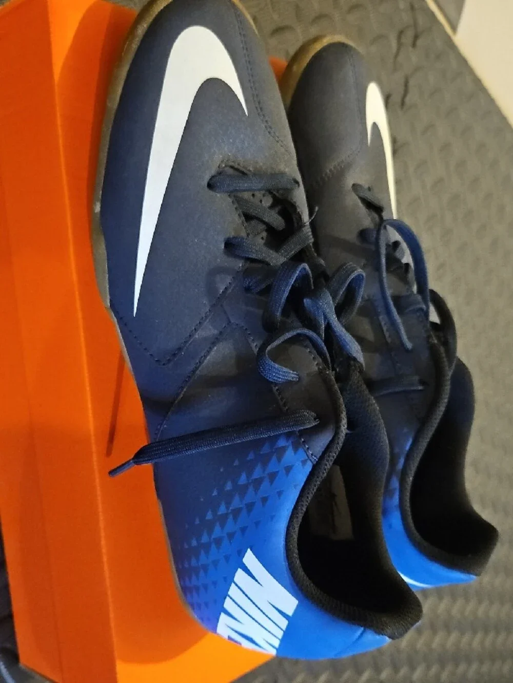 Nike Men’s Navy Indoor Soccer Shoes with White Swoosh